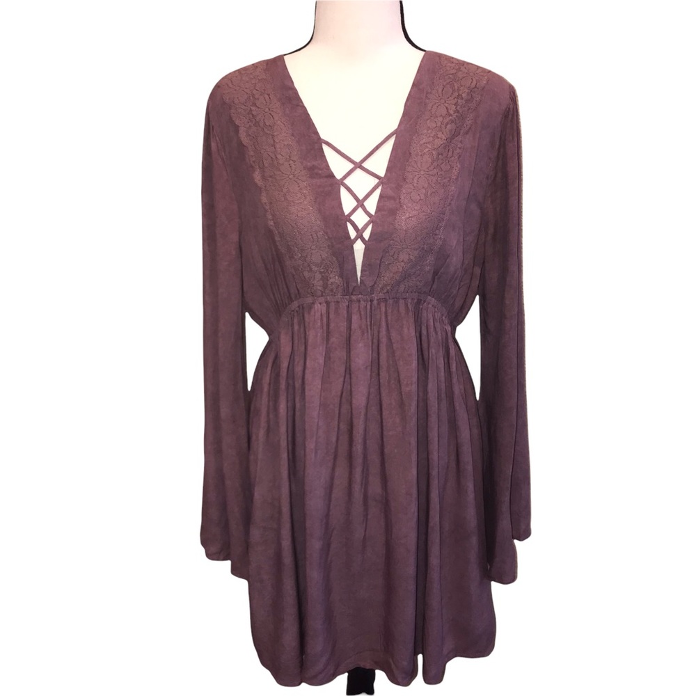 Hem & Thread Mini Dress Boho SZ M Embroidered Detail Oversized Criss cross